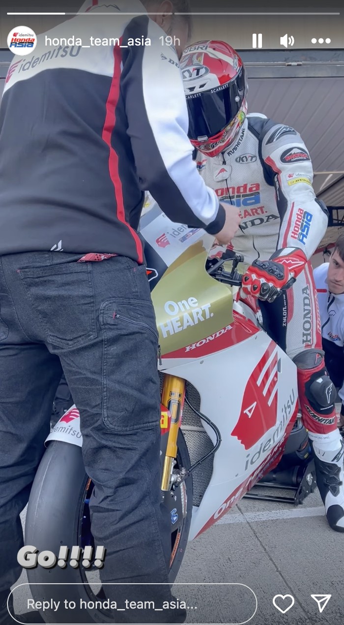 Mario Aji Tes Motor Moto2 di Valencia