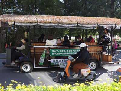 Mengintip Kehidupan Anak Muda China yang Kabur ke Pegunungan