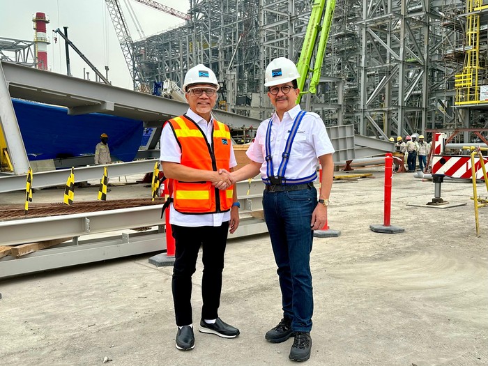 Menteri Perdagangan RI Zulkifli Hasan berkunjung ke Smelter Freeport Gresik, Jawa Timur.
