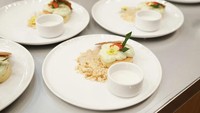 Untuk menu dessert, Kiki menyuguhkan racikan Es Teler dengan tampilan yang modern dan kekinian. Dessert ini ia unggah di akun Instagramnya. Foto: Instagram @kiki.mci11
