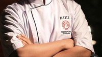 Nama Kiki mendadak diperbincangkan banyak orang, usai dirinya gagal menjadi juara pertama pada acara kompetisi memasak MasterChef Indonesia Season 11 (MCI 11). Meski menjadi juara dua, Kiki tampil membawakan banyak masakan yang berkelas. Foto: Instagram @kiki.mci11