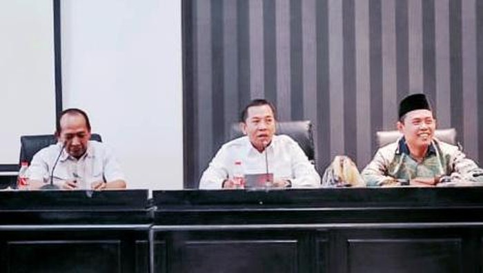 Plt Bupati Karawang Aep Syaepuloh.