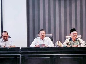 Tangisan Aep Syaepuloh di Hadapan ASN Karawang