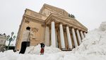 Potret Moskow Diselimuti Salju Tebal