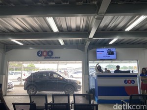 Beli Mobil Bekas Lelang Harganya Lebih Murah dari Pedagang? Coba Cek Dulu