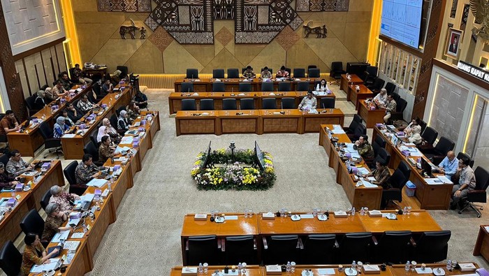 RDP Komisi IX DPR dengan Menteri Kesehatan (Menkes) Budi Gunadi Sadikin