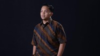 Ia lahir pada 27 Desember 2000 di Bandung. Namun, ia bersekolah di Medan, tepatnya SMK Negeri 8 Medan. (Foto: Instagram/@kiki.mci11)
