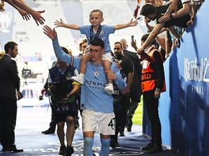 Man City Ketagihan Juara!