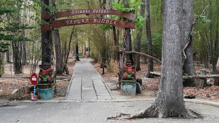 Taman Hutan Raya (Tahura) Bunder, Yogyakarta.
