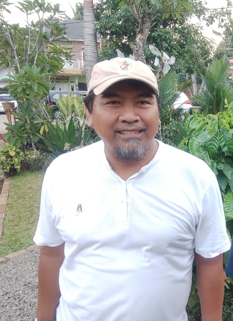 Asep Saeppudin Mayah, pemilik Kafe Kamboja Green House di Sasak Panjang