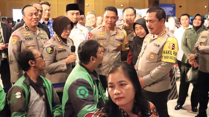 Bakti sosial dan bakti kesehatan di DIY dalam rangka Pemilu 2024 damai.