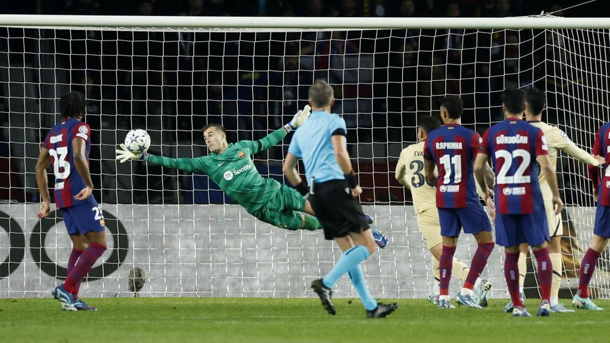 Foto: REUTERS/ALBERT GEA