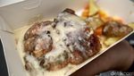 Rela Antre Panjang demi Chicken Steak Buatan Mantan Pramugari