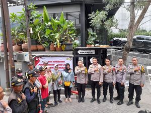 Warga Cilandak Jaksel Terapkan Portal One Gate Cegah Maling