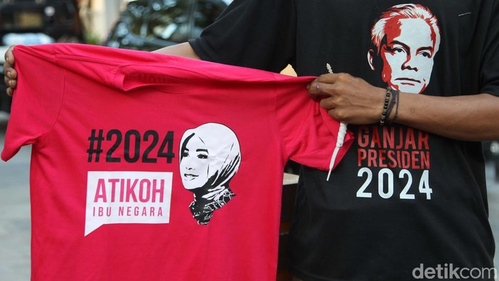 Gerakan Kaum Perempuan Dukung Ganjar-Mahfud di Pilpres 2024 Gerakan Perempuan Untuk Indonesia Kuat (PINK) melakukan gerakan dukungan Capres dan Cawapres 2024 Ganjar-Mahfud dan Istri Ganjar, Atikoh sebagai ibu negara 2024 di kawasan Dukuh Atas, Jakarta, Rabu (29/11/2023).