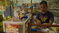 Agen BRILink tersebut saat ini direkrut menjadi mitra UMi yaitu agen yang bisa menyalurkan kredit BRI sehingga masyarakat bisa mendapatkan fasilitas kredit untuk membangun usaha. Masyarakat pun tak harus datang ke kantor BRI untuk mendapatkan pinjaman modal. 