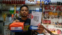Program Ultra Mikro (UMi) merupakan tahap lanjutan dari bantuan sosial untuk mendorong kemandirian usaha. Adapun sasarannya ialah usaha mikro, segmen usaha dengan jumlah aset hingga Rp 50 juta dan omzet maksimal Rp 300 juta. 