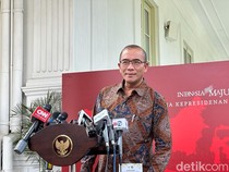 Intip Garasi Ketua KPU Hasyim Asyari
