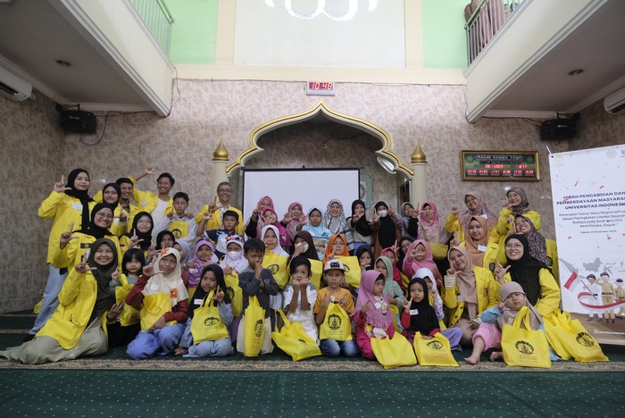 Mahasiswa UI mengenalkan sejarah kepada anak-anak lewat cerita