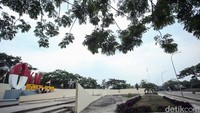 PLBN Sota memiliki luas 5,6 Hektar, sebelumnya pos ini hanya ditandai dengan patok namun pada Oktober 2021 Presiden Joko Widodo resmikan PLBN Sota sebagai representasi wajah Indonesia di perbatasan.