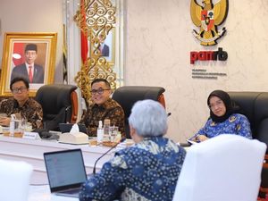 MenPAN-RB dan Menkes Bahas Proyeksi Jumlah Nakes: Tumbuh Positif