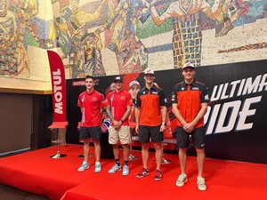 Pebalap HRC WSBK dan MXGP Sambangi Indonesia