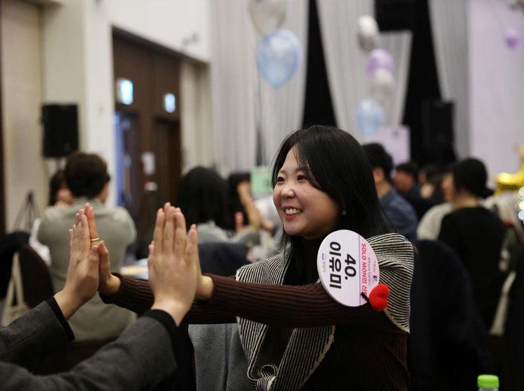 Pemerintah Korsel Bikin Perjodohan Massal Demi Genjot Angka Kelahiran