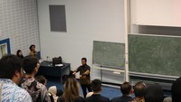 Selain pengukuhan, ada sesi penyampaian materi oleh Febrizki Bagja Mukti, Kepala Fungsi Politik KBRI Den Haag, dan Hertasning dari Lingkar Interaksi Indonesia-Belanda dengan topik Peran Sentral Cendekiawan Muda untuk Masa Depan Bangsa. Foto: PPI Belanda