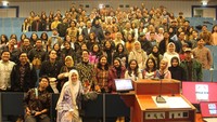 “Sejak awal saya melihat proses pembentukan pengurus PPI Belanda, dari pemilihan sekretaris jenderal sampai pengukuhan, rasanya tidak ada sedikitpun keraguan atau alasan untuk mengatakan bahwa kepengurusan PPI Belanda tahun 2023-2024 itu tidak lebih baik dari sebelumnya, ucap Agus. Foto: PPI Belanda