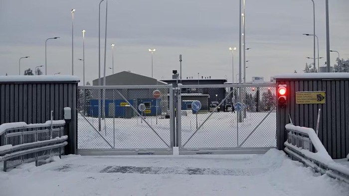 A view of closed gates at the Raja-Jooseppi international border crossing station before its opening in Inari, northern Finland on November 24, 2023. Lehtikuva/Emmi Korhonen via REUTERS/File Photo Acquire Licensing Rights