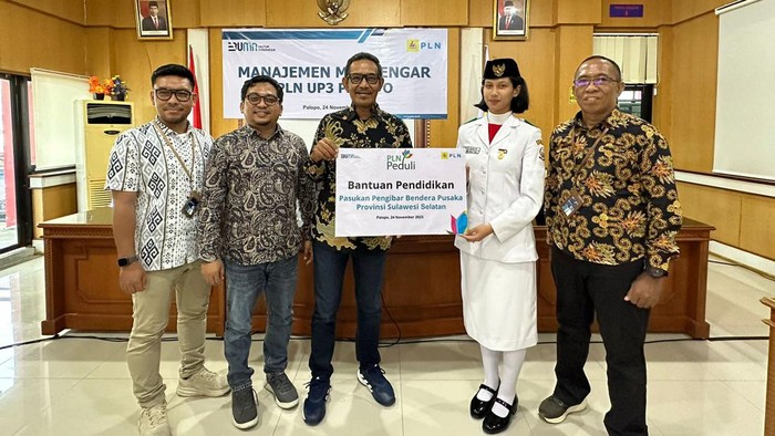 PLN serahkan pemberian pendidikan untuk 6 siswa Paskibraka Nasional di Sulselrabar. PLN serahkan pemberian pendidikan untuk 6 siswa Paskibraka Nasional di Sulselrabar.