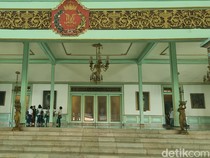 Mengintip Kehidupan Elite Jawa di Istana Mangkunegaran Solo