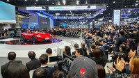 SAIC Motor-CP selaku payung perusahaan MG Motor di Thailand resmi meluncurkan MG Cyberster di Thailand International Motor Expo atau TIME 2023. Roadster listrik tersebut sebelumnya telah dikenalkan di China dan Inggris. Foto: Septian Farhan Nurhuda/detikcom
