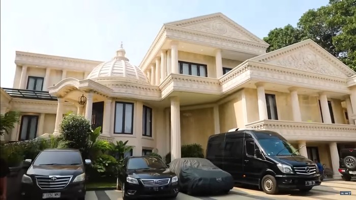 Rumah Mewah Anang-Ashanty Rumah Mewah Anang-Ashanty