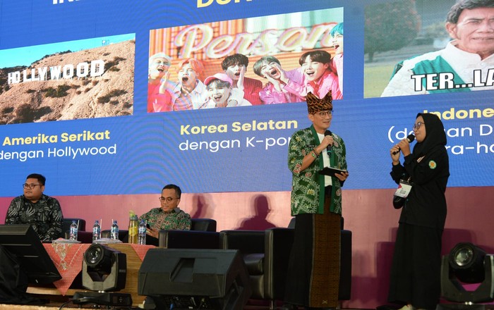 Sandiaga-Gus Arwani Ajak Mahasiswa Jadi Bagian Pengembangan Ekraf RI