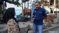 Nasabah UMi Siti Hardianti mengaku senang dengan program tersebut. Ia awalnya meminjam Rp 5 juta untuk modal yang dipakai untuk keperluan operasional nelayan.  