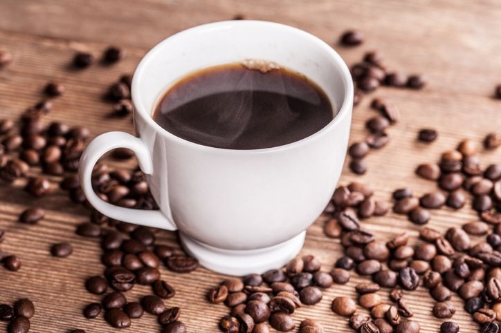 5 Tips Berhenti Minum Kopi Tanpa Sakit Kepala, Contek Yuk!
