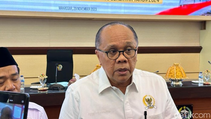 Wakil Ketua Komisi II DPR RI Junimart Girsang.
