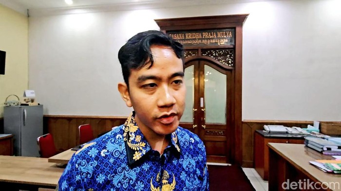 Wali Kota Solo Gibran Rakabuming Raka ditemui di Balai Kota Solo, Rabu (29/11/2023).