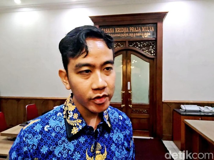 Wali Kota Solo Gibran Rakabuming Raka ditemui di Balai Kota Solo, Rabu (29/11/2023).