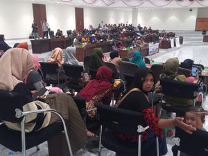 Ratusan Warga Wadul ke DPRD Bojonegoro Pertanyakan Dana Kompensasi Tambang