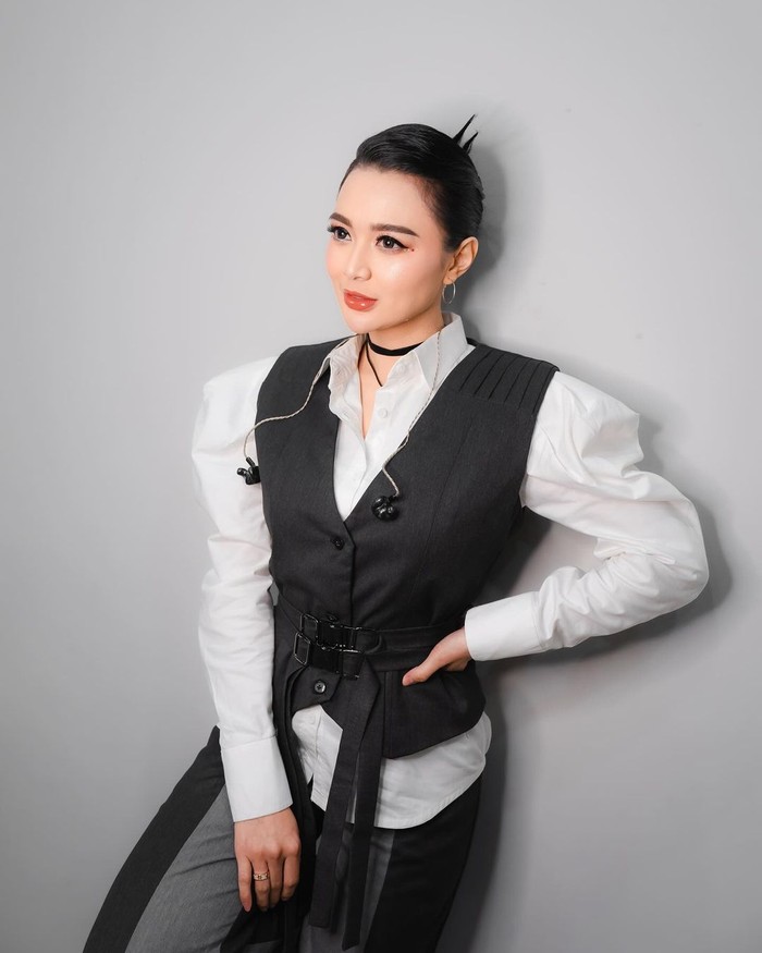 wika salim