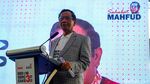 Aksi Mahfud Md Main Tenis Meja Lawan Once Mekel