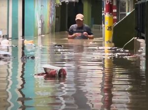 Hujan Deras Guyur Jakarta Semalam, Kebon Pala Jaktim Terendam Banjir