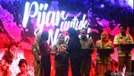 CT ARSA Lepas 10 Guru Muda ke Pelosok Indonesia