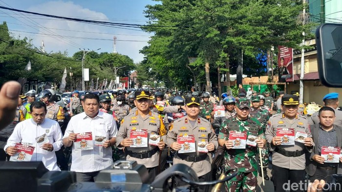 Delarasi netralitas Pemilu 2024 di Mako Polrestabes Makassar. Darwan/detikSulsel