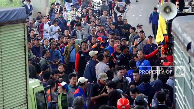 Demo Buruh di Bekasi, Jababeka Macet Total