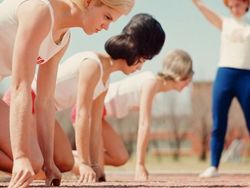 Foto Bersejarah dari Demam Lady Diana Sampai Kucing Bill Clinton