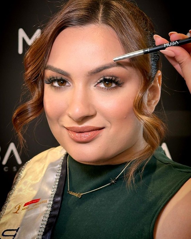 Tapi tak dipungkiri pula jika Jane Garrett juga mendapat banyak komentar tidak menyenangkan mengenai tubuhnya, terutama dari netizen. Untungnya, hal tersebut tidak menyurutkan semangatnya di ajang ratu kecantikan. Foto: Instagram