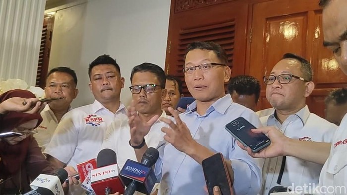 Konfederasi Serikat Pekerja Nusantara (KSPN) resmi mendukung pasangan Prabowo-Gibran di Pilpres 2024.(Ondang/detikcom).